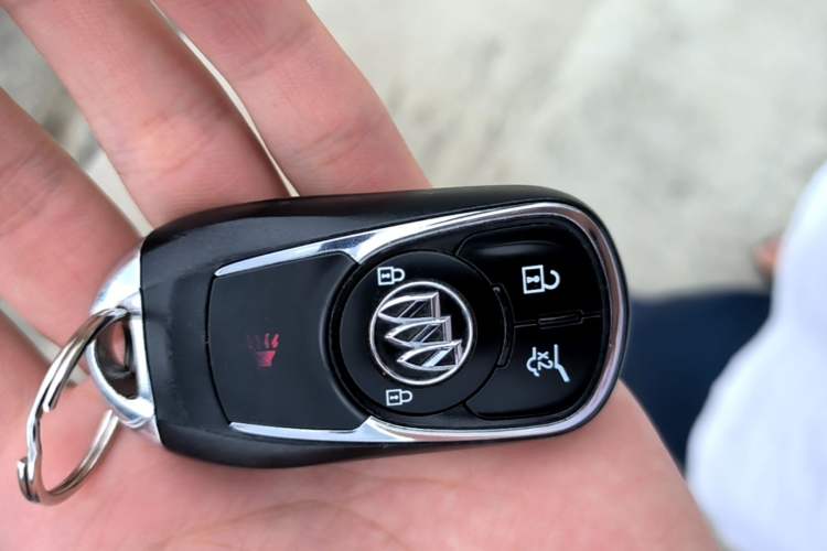 Used Buick Envision 2018 28T Four-Wheel Drive Elite Version Vehicle Key