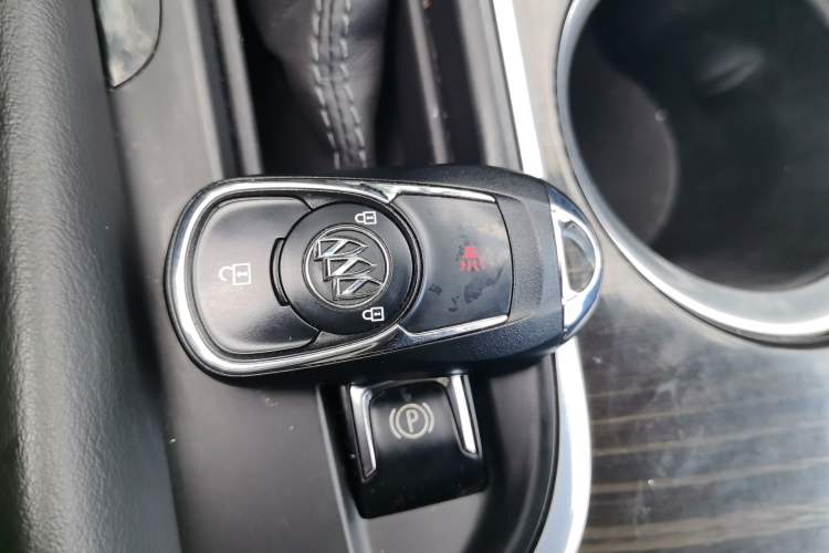 Used Buick Envision 2018 20T Two-Wheel-Drive Elite Model Vehicle Key