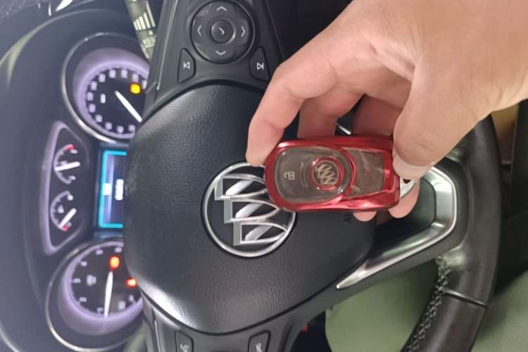 Used Buick Envision 2018 20T Two-Wheel-Drive Elite Model Vehicle Key
