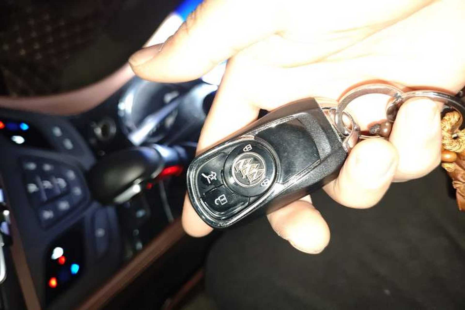 Used Buick Envision 2018 28T Four-Wheel Drive Luxury Model Vehicle Key