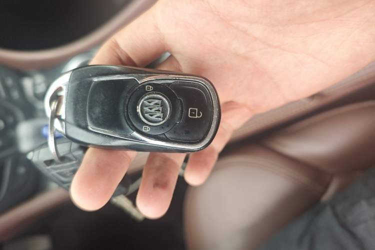 Used Buick Envision 2018 20T Two-Wheel Drive Luxury Model Vehicle Key