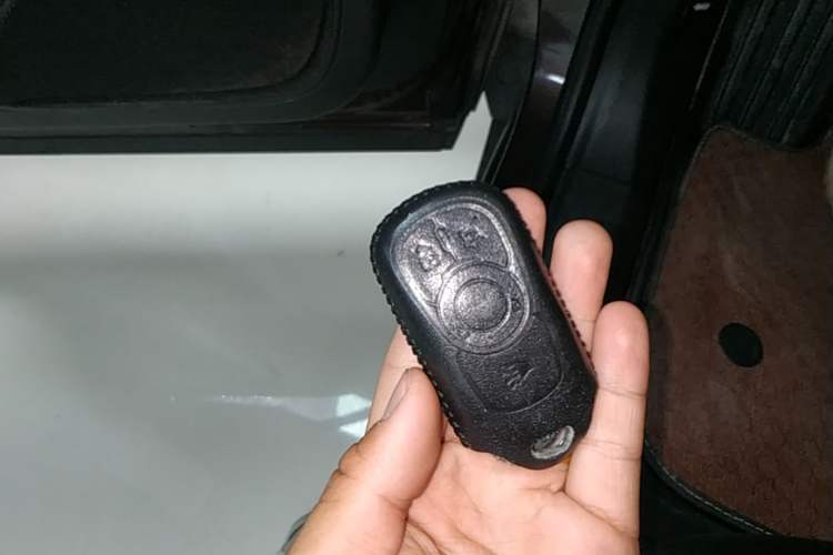 Used Buick Envision 2018 28T Four-Wheel Drive Elite Version Vehicle Key
