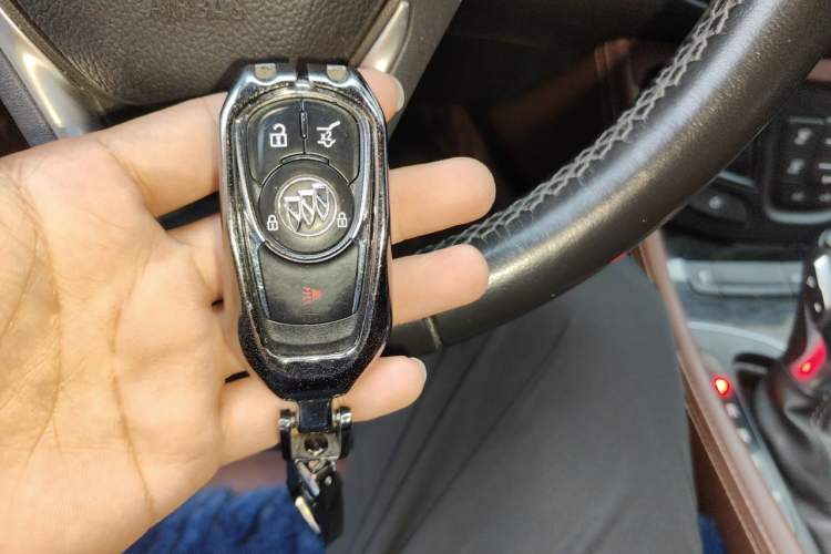 Used Buick Envision 2018 28T Four-Wheel Drive Elite Version Vehicle Key