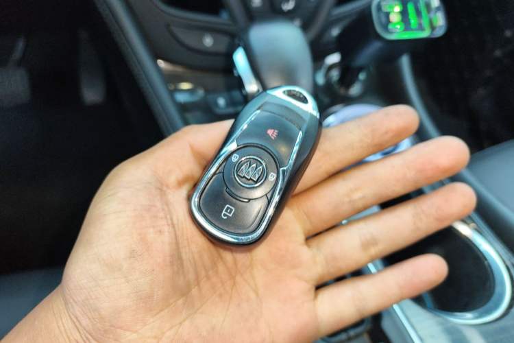Used Buick Envision 2018 20T Two-Wheel-Drive Elite Model Vehicle Key