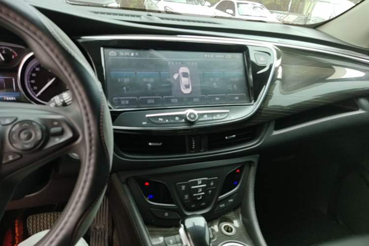 Used Buick Envision 2018 20T Two-Wheel-Drive Leading Model Audio And AC Panel