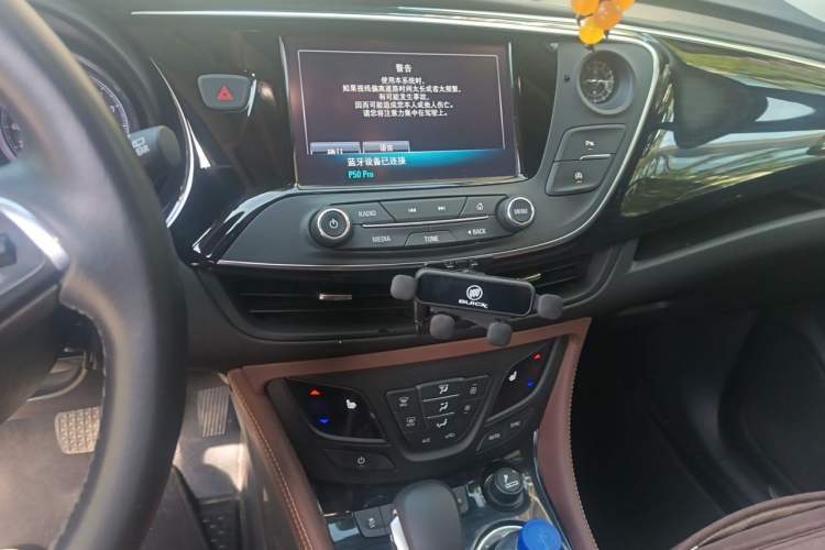 Used Buick Envision 2018 28T Four-Wheel Drive Elite Version Audio And AC Panel