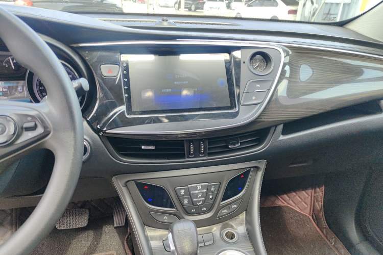 Used Buick Envision 2018 20T Two-Wheel-Drive Leading Model Audio And AC Panel