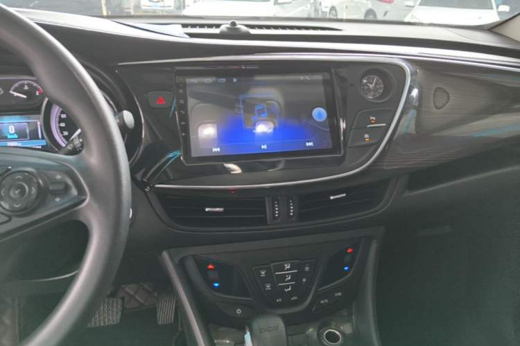 Used Buick Envision 2018 20T Two-Wheel-Drive Leading Model Audio And AC Panel