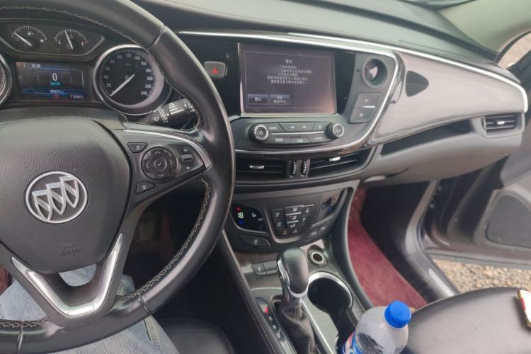 Used Buick Envision 2018 20T Two-Wheel-Drive Elite Model Center Console