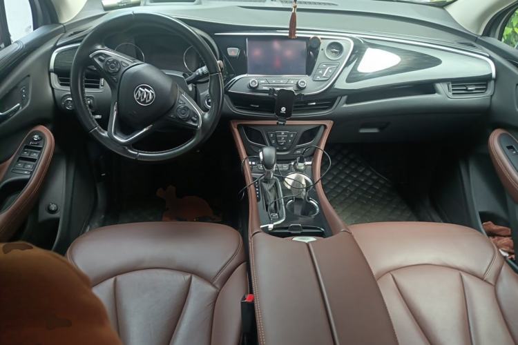Used Buick Envision 2018 28T Four-Wheel Drive Luxury Model Center Console