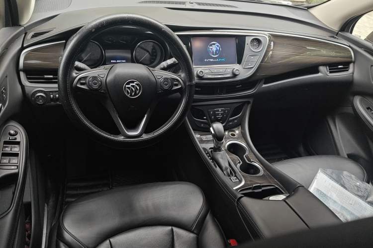 Used Buick Envision 2018 20T Two-Wheel-Drive Elite Model Center Console