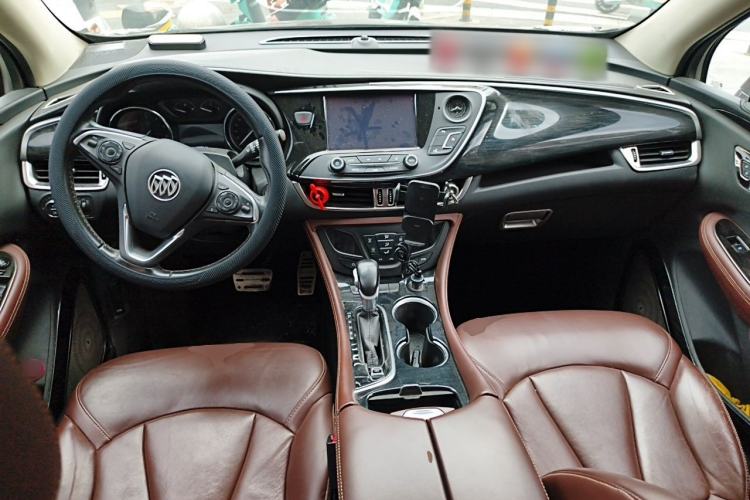 Used Buick Envision 2018 20T Two-Wheel Drive Luxury Model Center Console