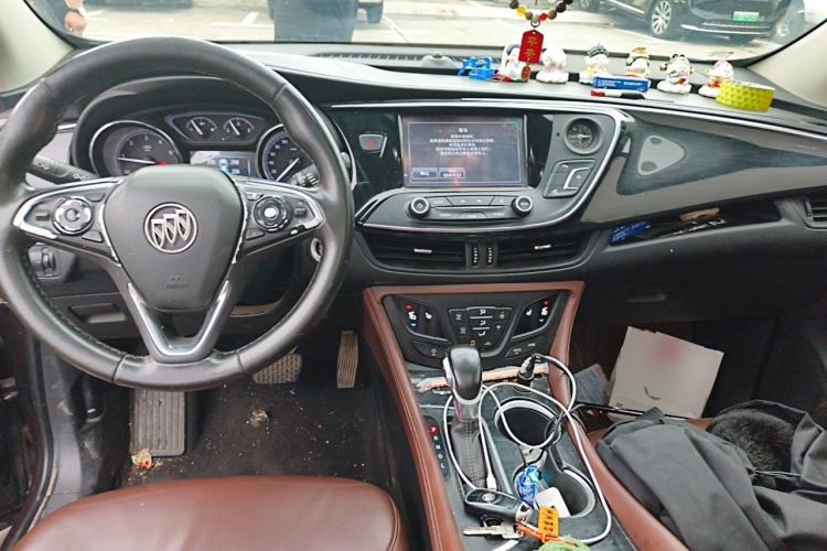 Used Buick Envision 2018 20T Two-Wheel Drive Luxury Model Center Console