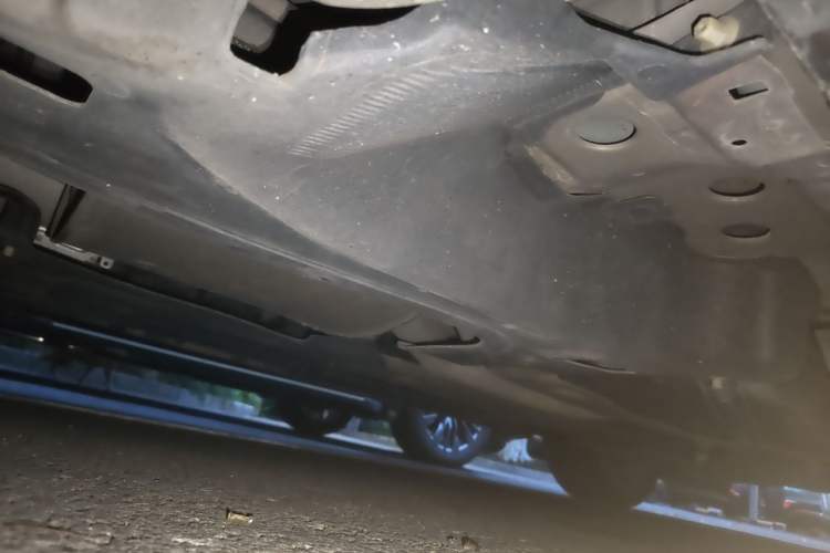 Used Buick Envision 2018 28T Four-Wheel Drive Elite Version Chassis Rear Right