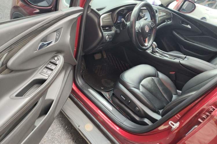 Used Buick Envision 2018 20T Two-Wheel-Drive Elite Model Driver Seat