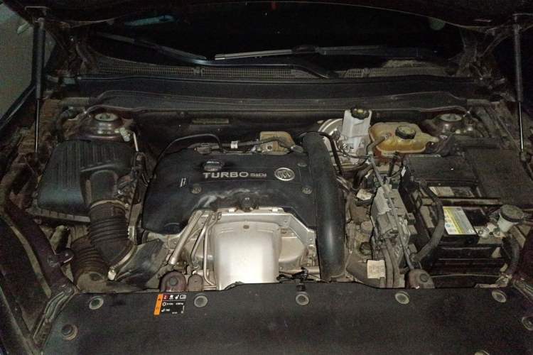 Used Buick Envision 2018 28T Four-Wheel Drive Luxury Model Engine Bay