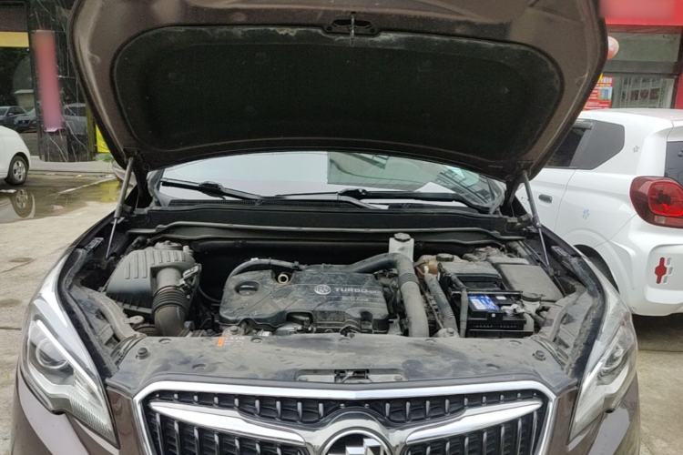 Used Buick Envision 2018 20T Two-Wheel-Drive Leading Model Engine Bay