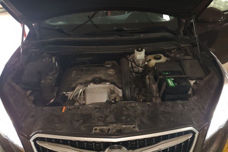 Used Buick Envision 2018 28T All-Wheel-Drive Versatile Sports Flagship Model Engine Bay