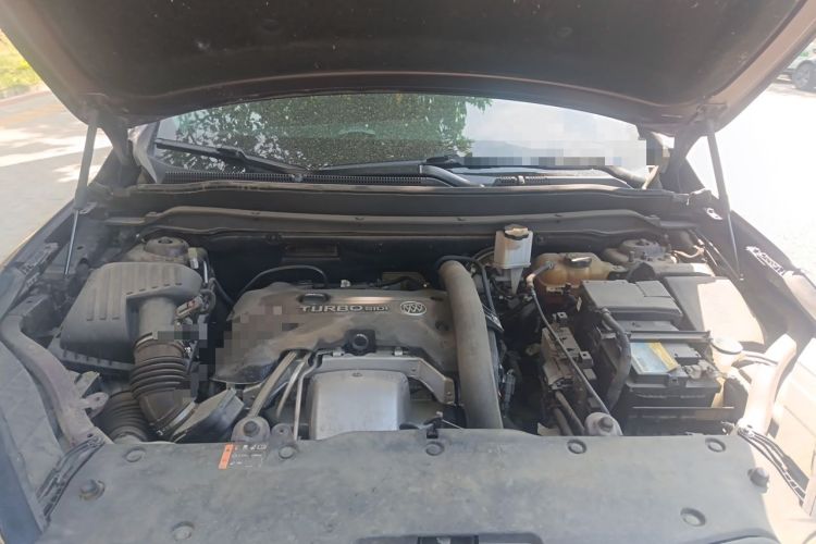 Used Buick Envision 2018 28T Four-Wheel Drive Elite Version Engine Bay