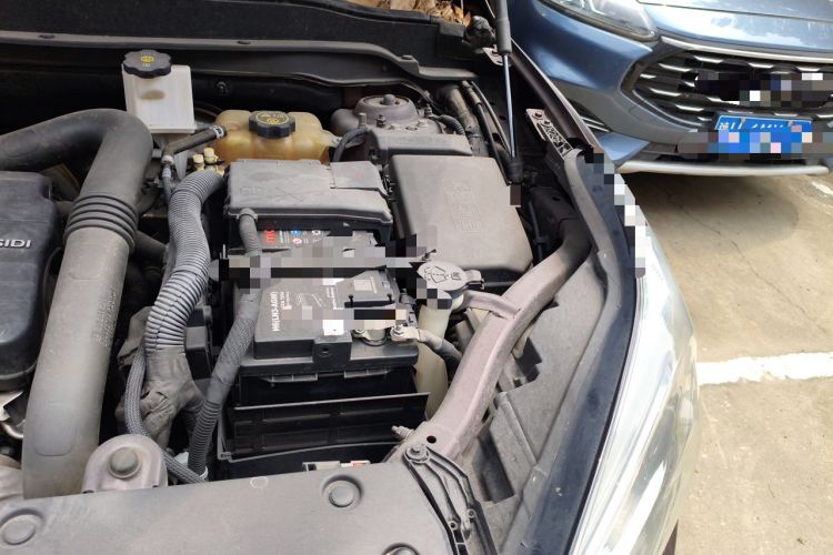 Used Buick Envision 2018 20T Two-Wheel-Drive Elite Model Engine Bay Left