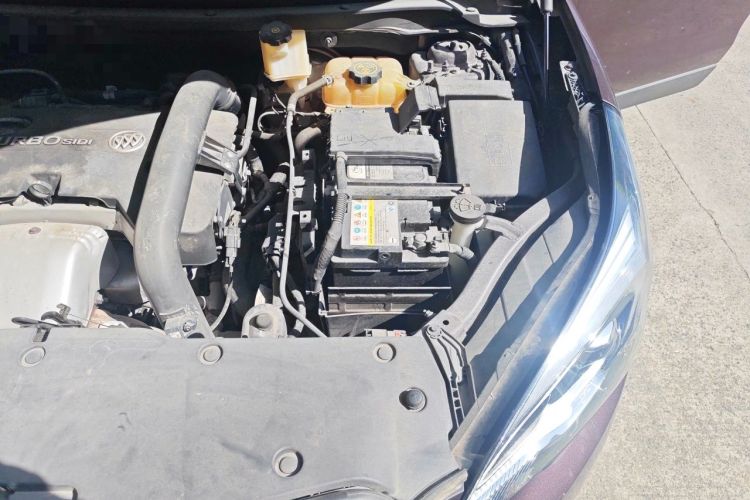 Used Buick Envision 2018 28T Four-Wheel Drive Elite Version Engine Bay Left