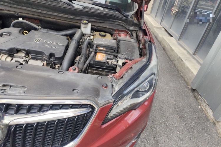 Used Buick Envision 2018 20T Two-Wheel-Drive Elite Model Engine Bay Left