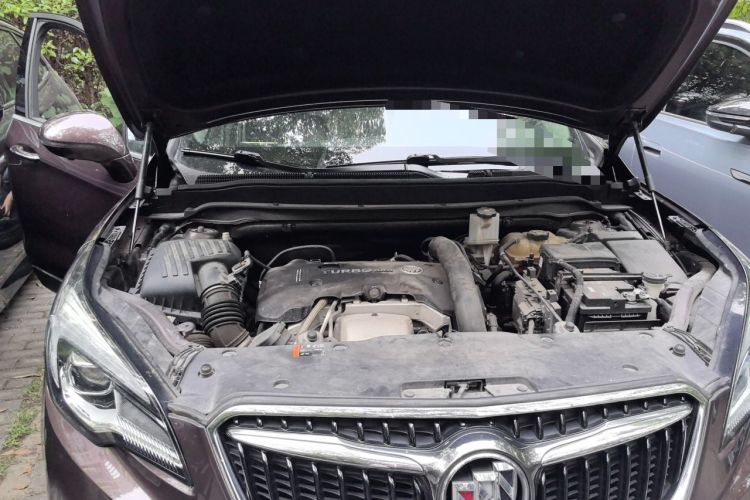 Used Buick Envision 2018 28T Four-Wheel Drive Elite Version Engine Bay
