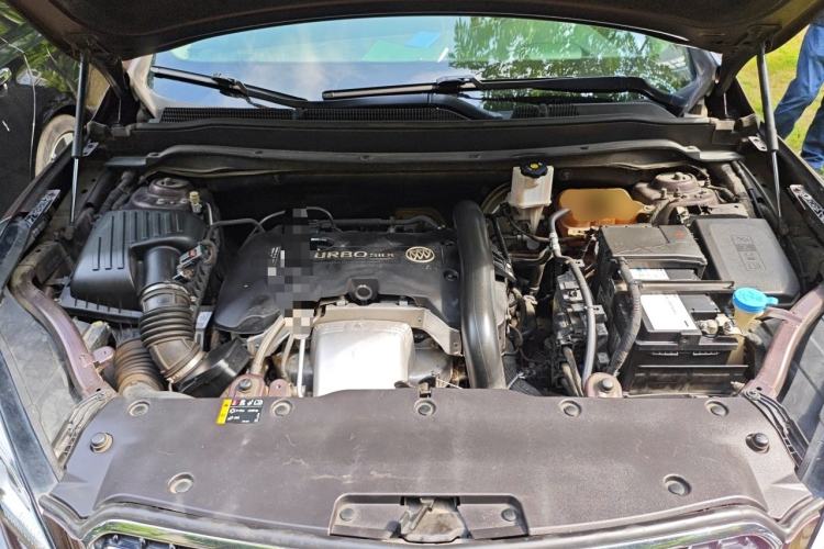 Used Buick Envision 2018 28T Four-Wheel Drive Luxury Model Engine Bay
