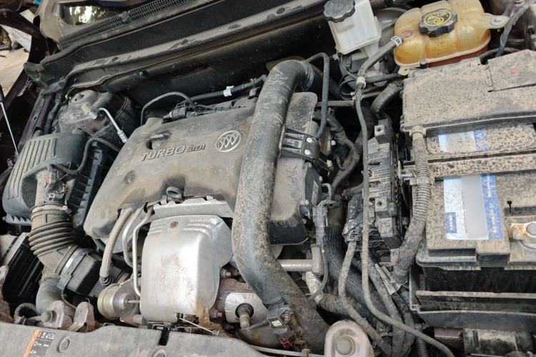 Used Buick Envision 2018 28T Four-Wheel Drive Luxury Model Engine Bay