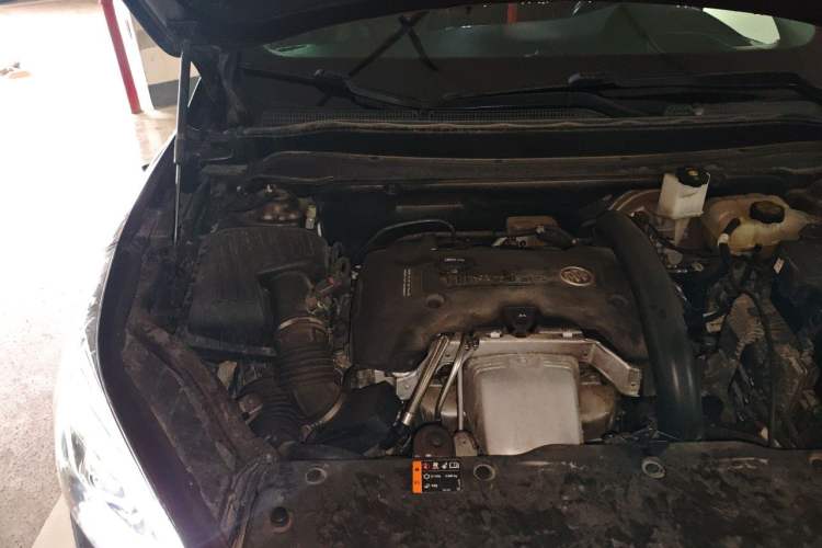 Used Buick Envision 2018 28T All-Wheel-Drive Versatile Sports Flagship Model Engine Bay Right