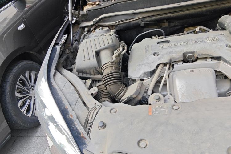Used Buick Envision 2018 28T Four-Wheel Drive Elite Version Engine Bay Right