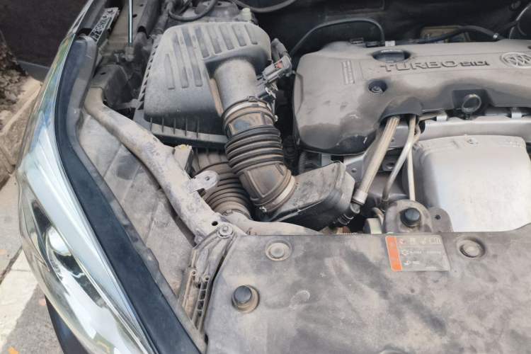Used Buick Envision 2018 28T All-Wheel-Drive Versatile Sports Flagship Model Engine Bay Right