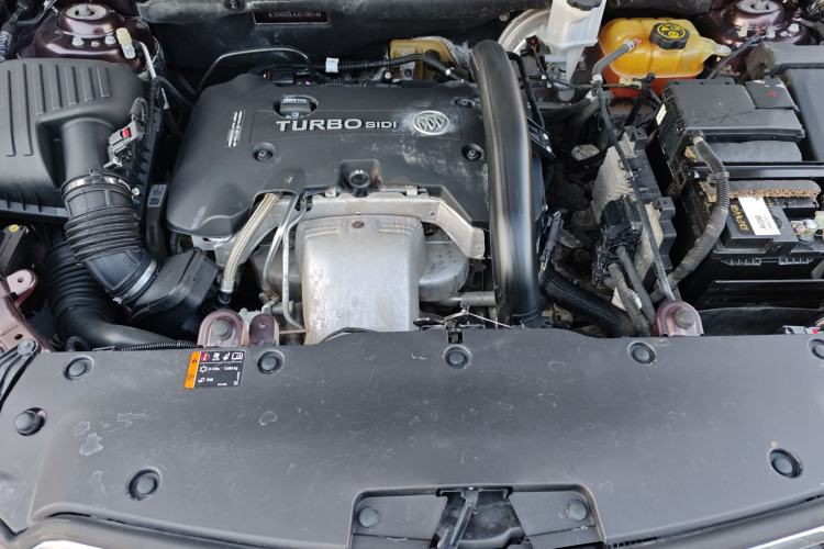 Used Buick Envision 2018 28T Four-Wheel Drive Elite Version Engine Bay