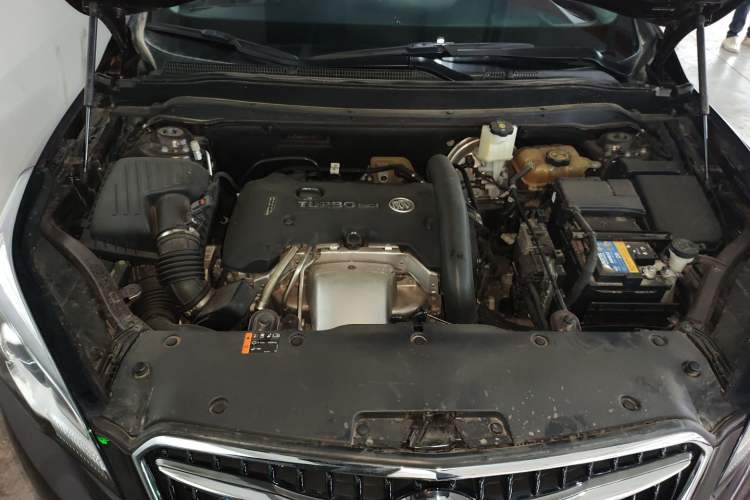 Used Buick Envision 2018 28T Four-Wheel Drive Luxury Model Engine Bay