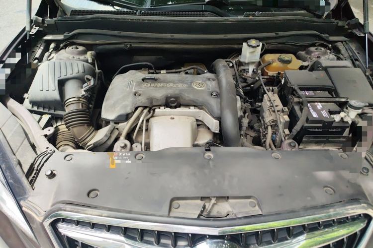 Used Buick Envision 2018 28T Four-Wheel Drive Elite Version Engine Bay
