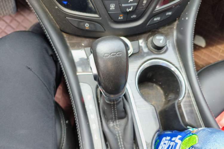 Used Buick Envision 2018 20T Two-Wheel-Drive Elite Model Gear Lever