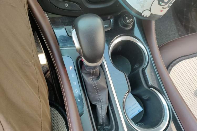 Used Buick Envision 2018 28T Four-Wheel Drive Elite Version Gear Lever
