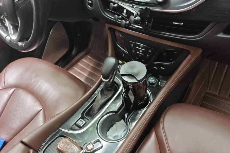 Used Buick Envision 2018 28T Four-Wheel Drive Luxury Model Gear Lever