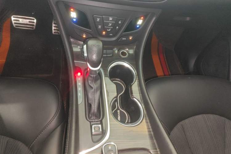 Used Buick Envision 2018 20T Two-Wheel-Drive Leading Model Gear Lever