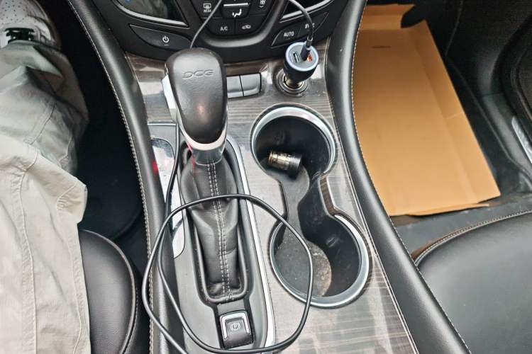 Used Buick Envision 2018 20T Two-Wheel-Drive Elite Model Gear Lever