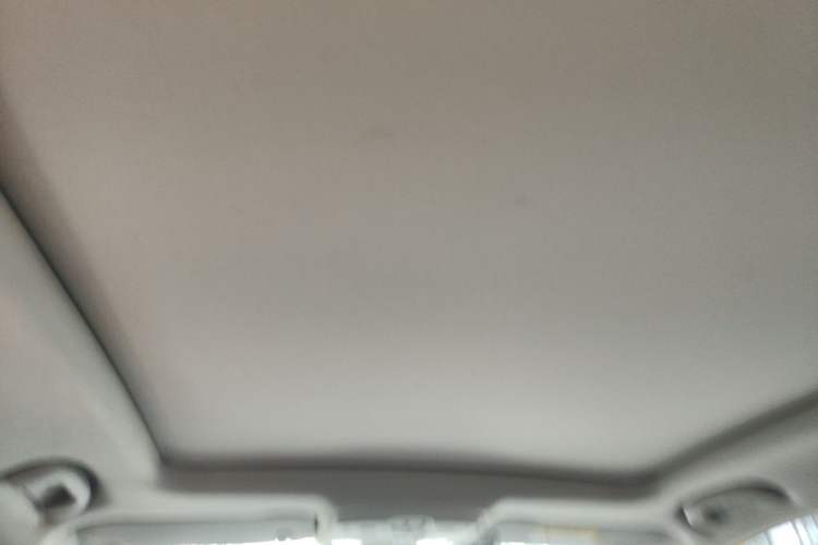 Used Buick Envision 2018 20T Two-Wheel-Drive Elite Model Headliner