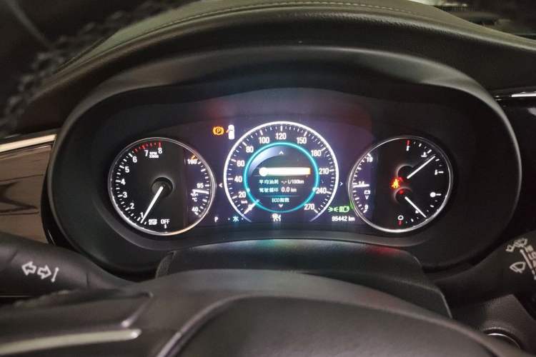 Used Buick Envision 2018 28T All-Wheel-Drive Versatile Sports Flagship Model Instrument Cluster