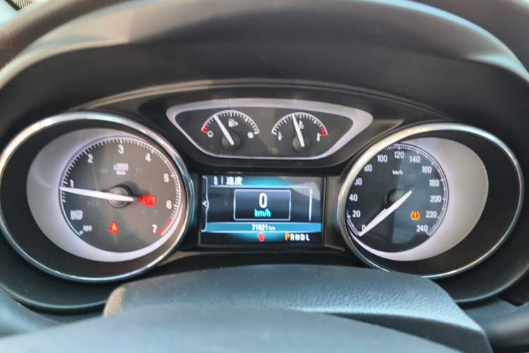Used Buick Envision 2018 20T Two-Wheel-Drive Leading Model Instrument Cluster