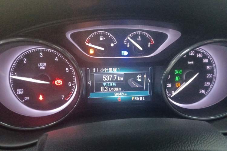 Used Buick Envision 2018 20T Two-Wheel-Drive Elite Model Instrument Cluster
