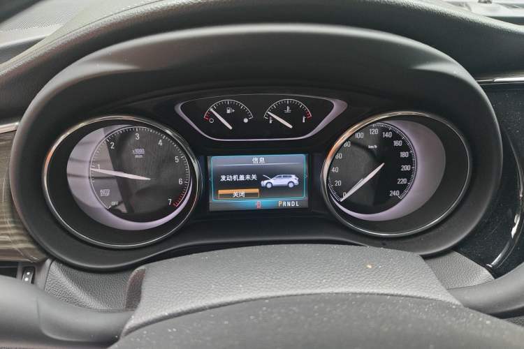 Used Buick Envision 2018 20T Two-Wheel-Drive Elite Model Instrument Cluster