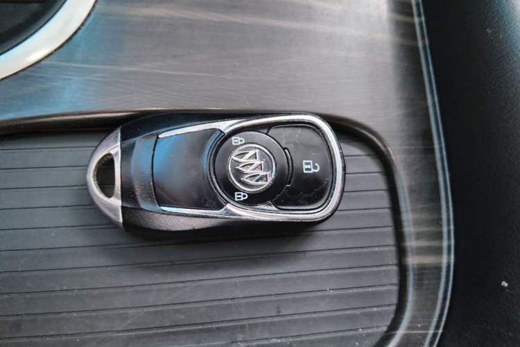 Used Buick Envision 2018 20T Two-Wheel-Drive Leading Model Interior 1