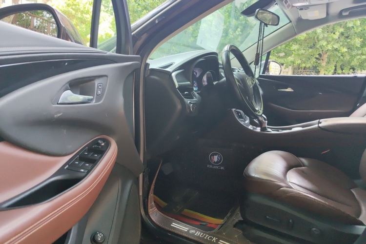Used Buick Envision 2018 28T Four-Wheel Drive Elite Version Interior 3