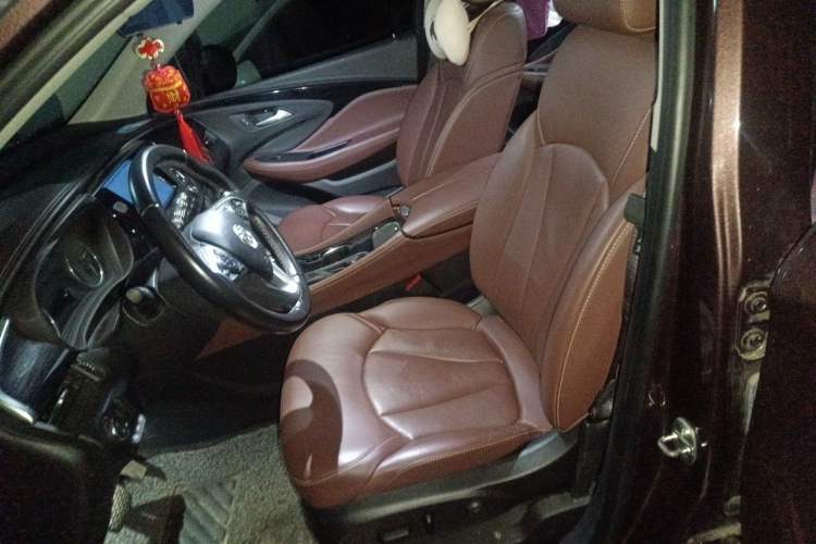 Used Buick Envision 2018 28T Four-Wheel Drive Luxury Model Left Front Seat