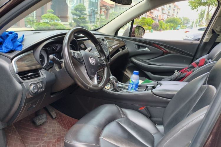 Used Buick Envision 2018 20T Two-Wheel-Drive Elite Model Left Front Seat
