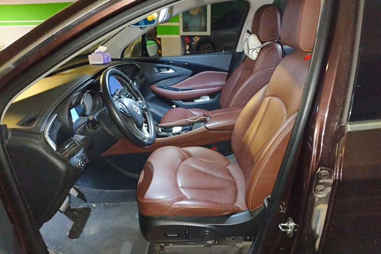 Used Buick Envision 2018 20T Two-Wheel Drive Luxury Model Left Front Seat